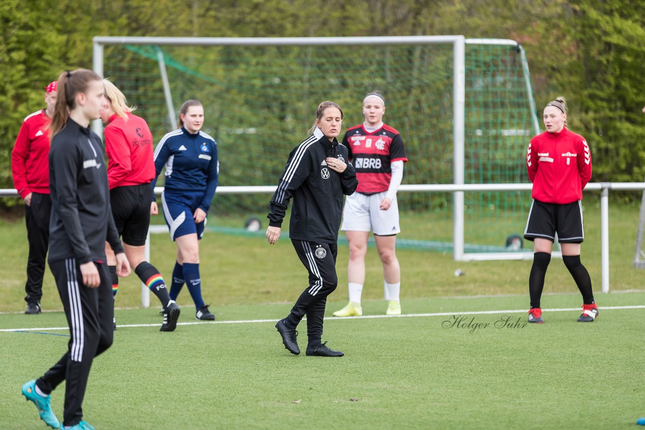 Bild 103 - Co-Trainerin der Frauen Nationalmannschaft Britta Carlson in Wahlstedt